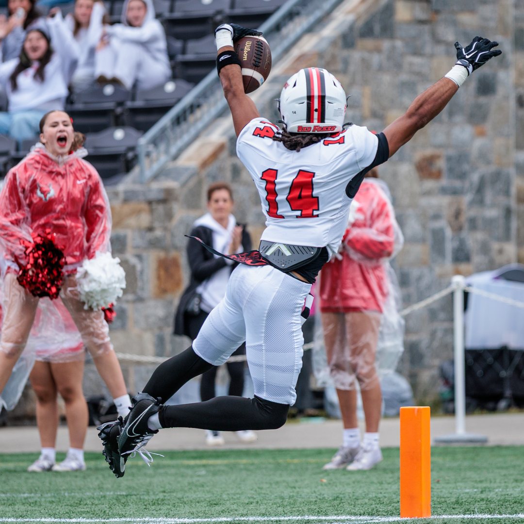 Football: Marist’s Jayden Taylor (14) leaps with the ball in the end zone against Presbyterian — photographed by Michael LaCroix-Fralish for 845 Sports Rewind